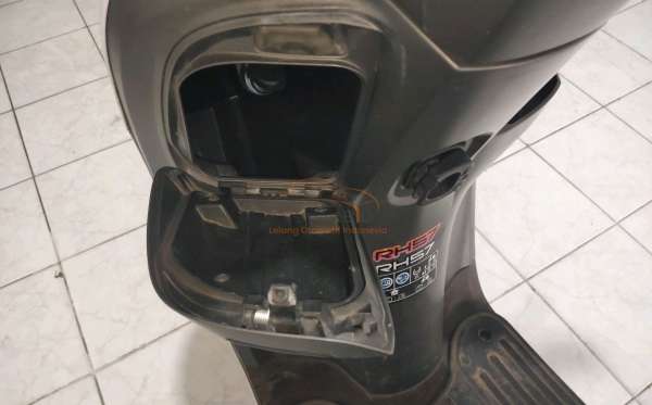 HONDA SCOOPY PRESTIGE