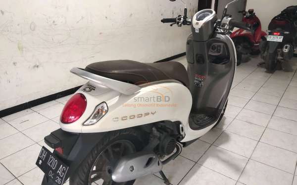 HONDA SCOOPY PRESTIGE