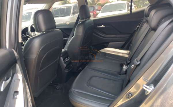 HYUNDAI CRETA TREND AT