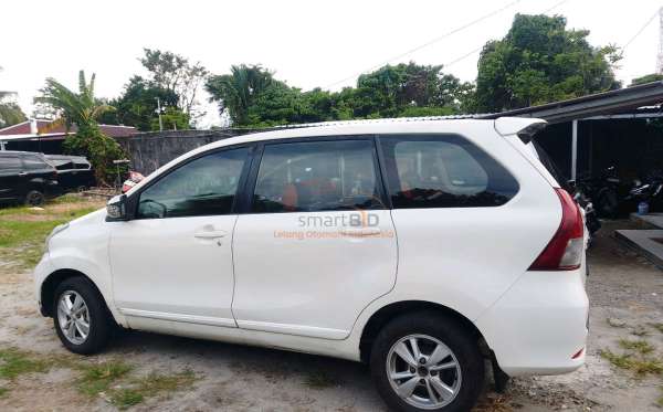 TOYOTA  AVANZA  G