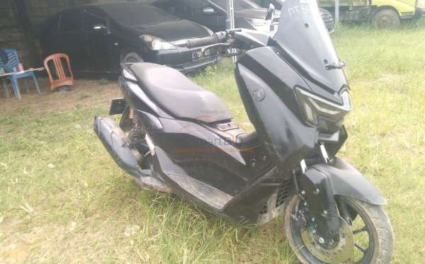 YAMAHA NMAX 155