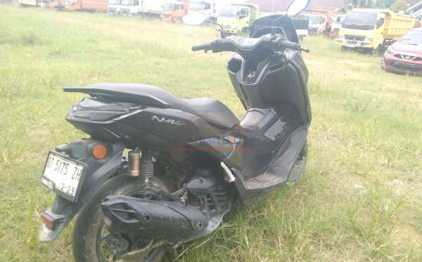 YAMAHA NMAX 155
