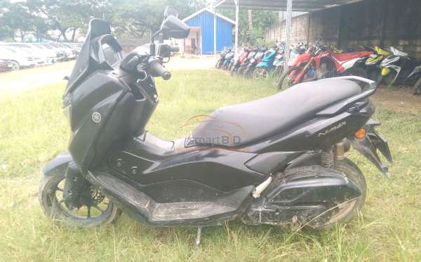YAMAHA NMAX 155