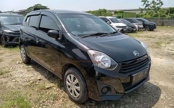 DAIHATSU AYLA 1.0D