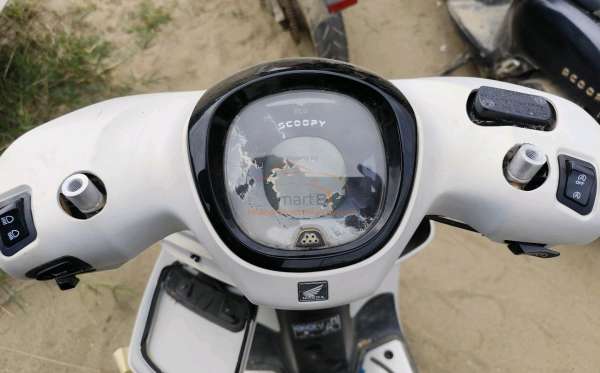 HONDA SCOOPY PRESTIGE