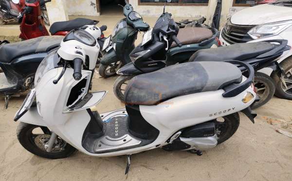 HONDA SCOOPY PRESTIGE