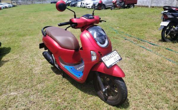 HONDA  SCOOPY
