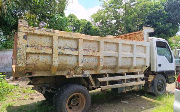 ISUZU NKR 71 HD E2-1