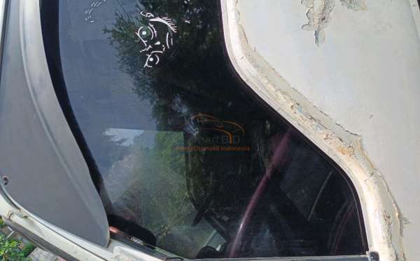 ISUZU NKR 71 HD E2-1