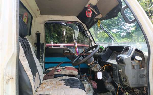 ISUZU NKR 71 HD E2-1