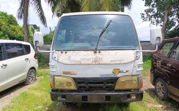 ISUZU NKR 71 HD E2-1