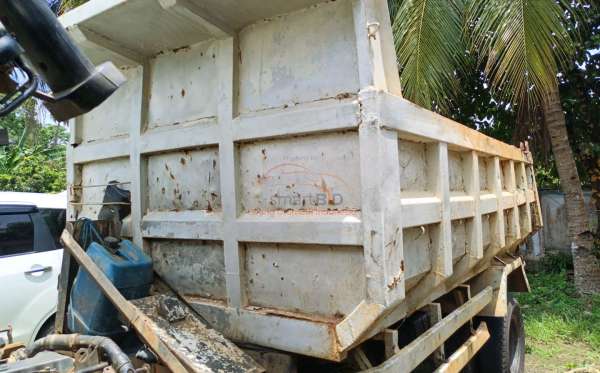 ISUZU NKR 71 HD E2-1