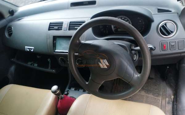 SUZUKI SWIFT ST