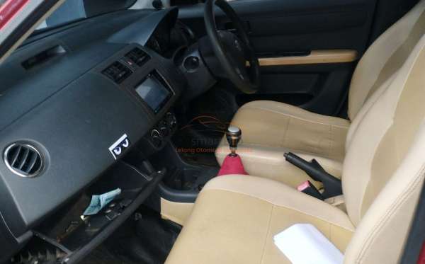 SUZUKI SWIFT ST