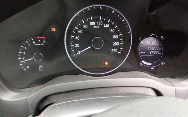 HONDA  HRV  RU1 1.5 S