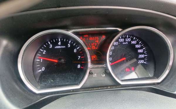 NISSAN GRAND LIVINA XV