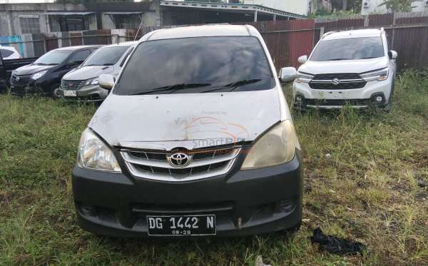 TOYOTA AVANZA