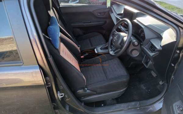 DAIHATSU AYLA 1.2R