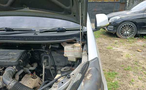 DAIHATSU XENIA