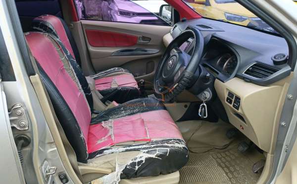 DAIHATSU XENIA