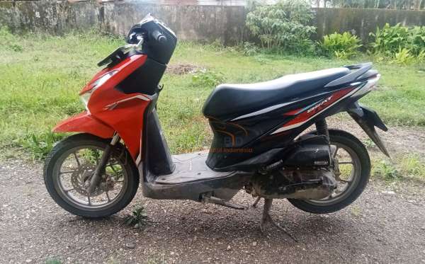 HONDA  BEAT