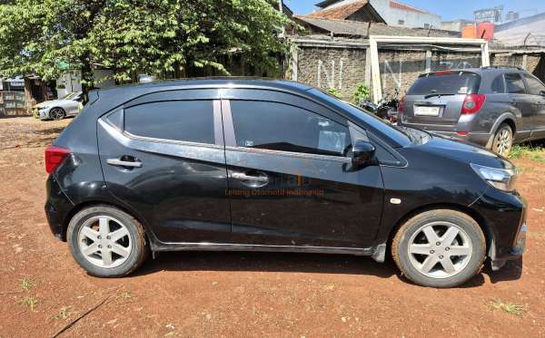 HONDA BRIO SATYA E
