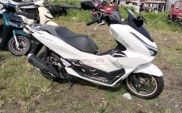 HONDA PCX 160