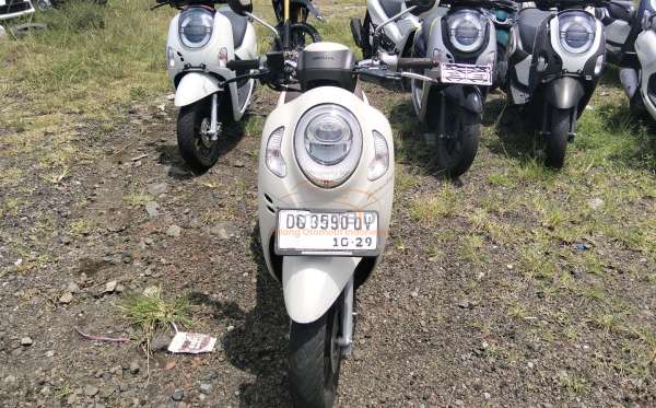 HONDA SCOOPY