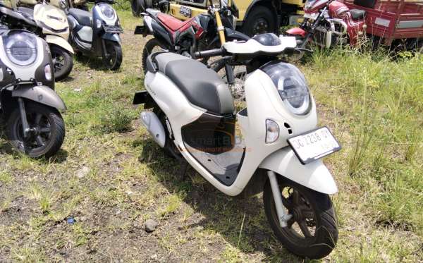HONDA  SCOOPY