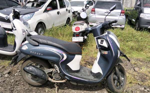 HONDA  SCOOPY