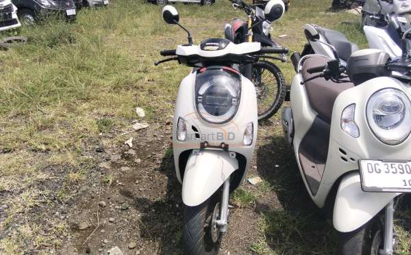 HONDA  SCOOPY