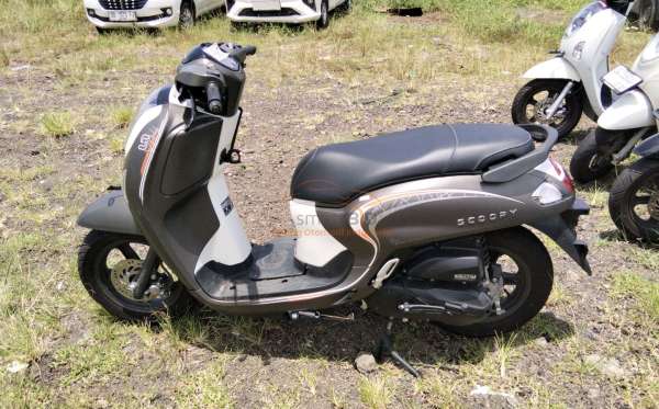 HONDA  SCOOPY