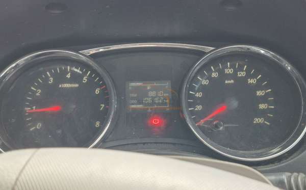 WULING CONFERO 1.5 DB MY (4X2)