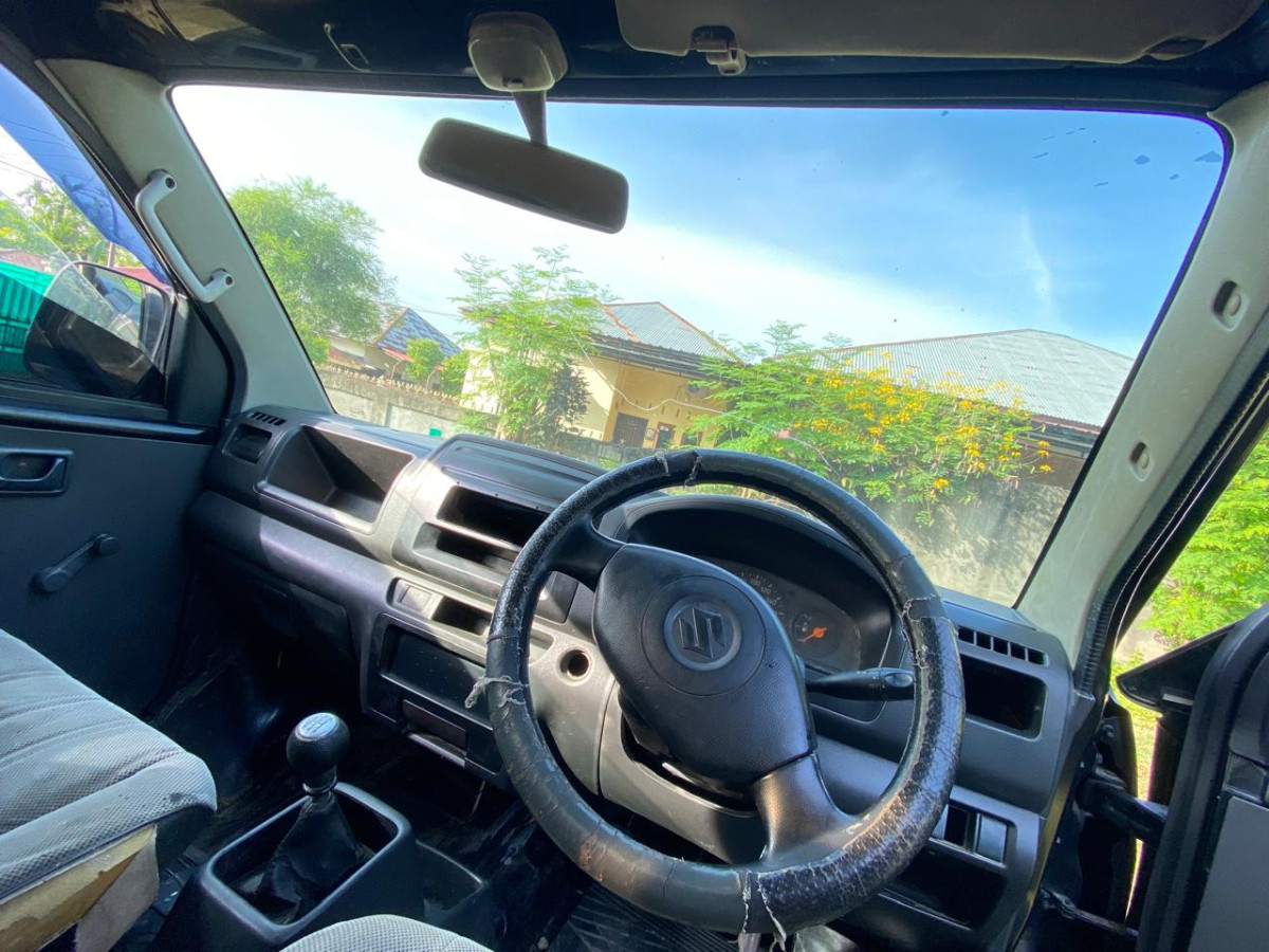 SUZUKI MEGA CARRY  PU