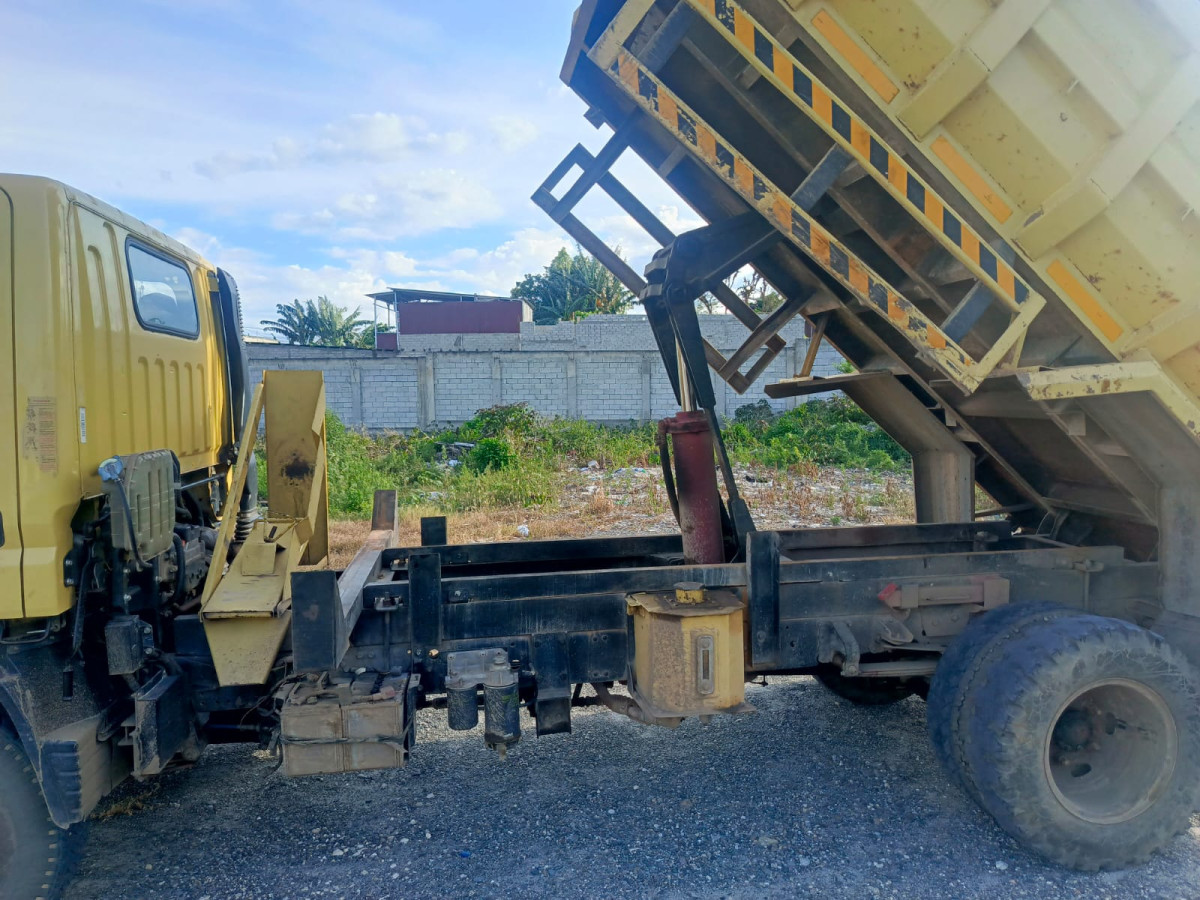 MITSUBISHI  FE  75 SHDX