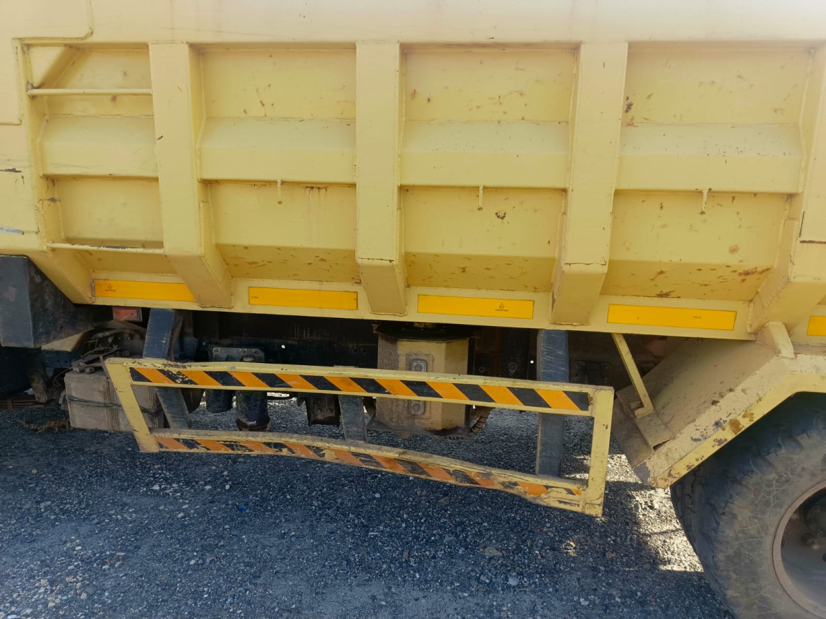 MITSUBISHI  FE  75 SHDX