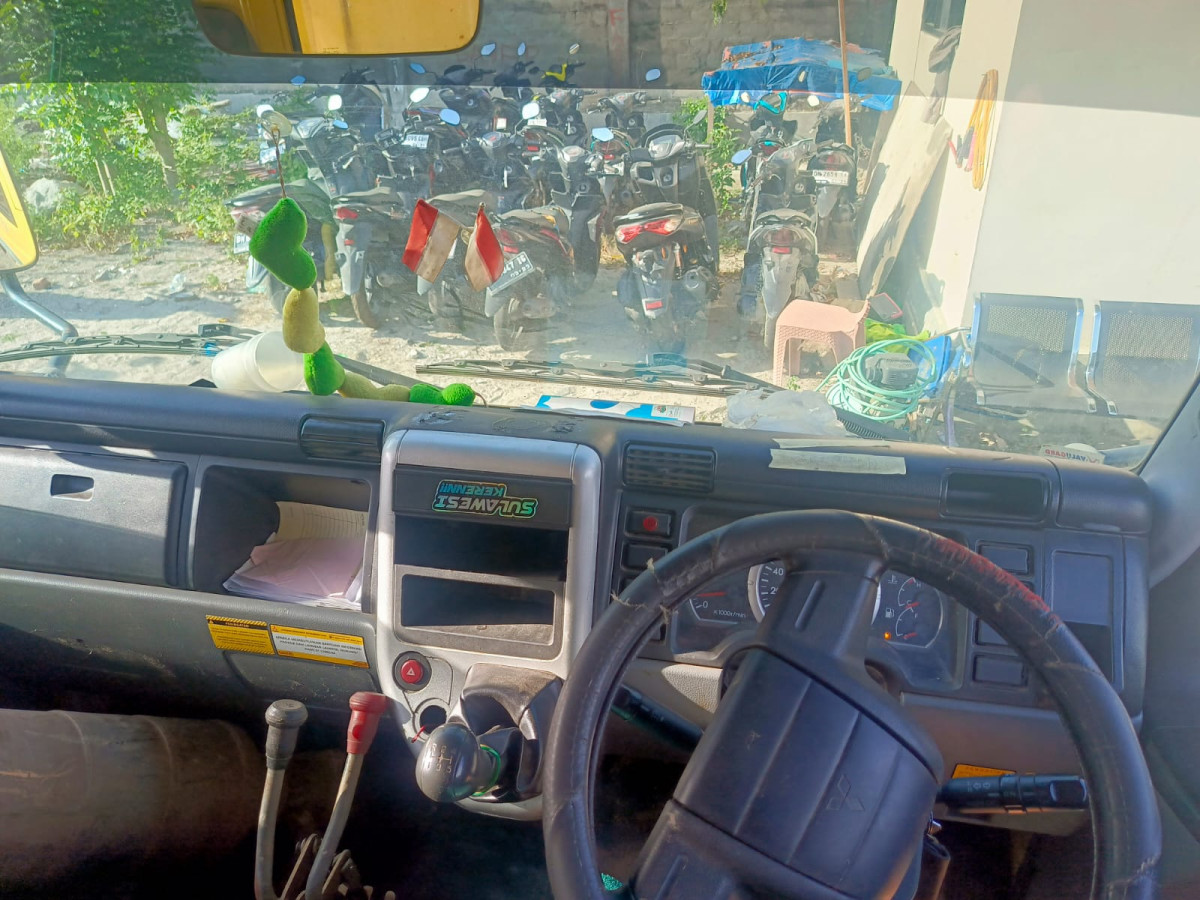 MITSUBISHI  FE  75 SHDX