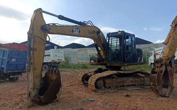 CATERPILLAR 313D2LGP