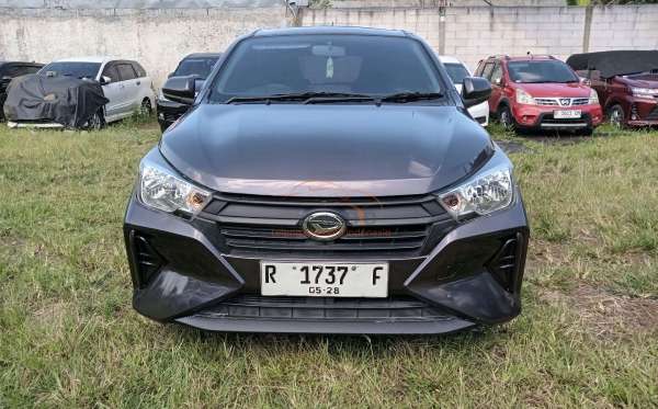 DAIHATSU AYLA 1.2R