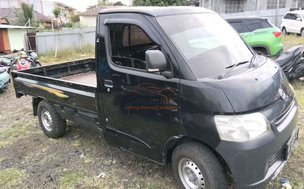 DAIHATSU GRAN MAX
