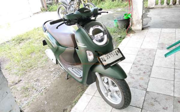 HONDA SCOOPY PRESTIGE