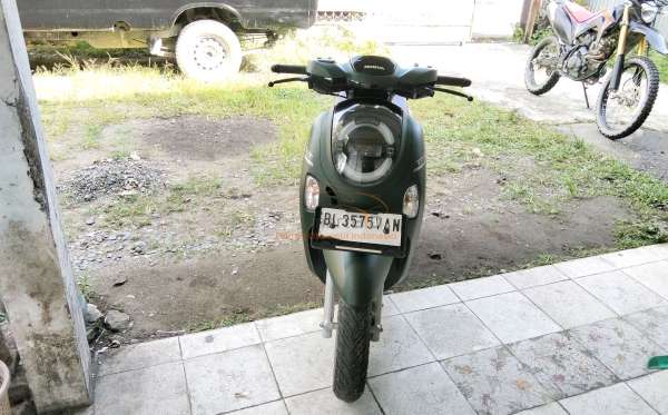 HONDA SCOOPY PRESTIGE