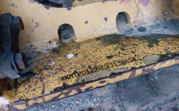 KOMATSU EXCAVATOR PC130F-7