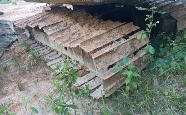 KOMATSU EXCAVATOR PC130F-7