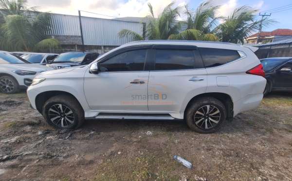 MITSUBISHI PAJERO SPORT DAKAR 2.4 (4x2) AT