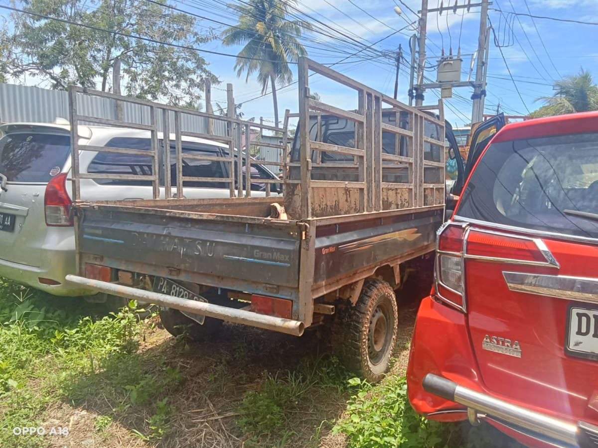 DAIHATSU GRAN MAX PICK-UP