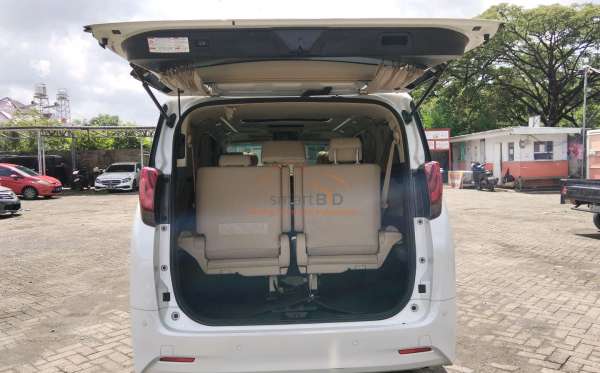 TOYOTA ALPHARD 2.5 G