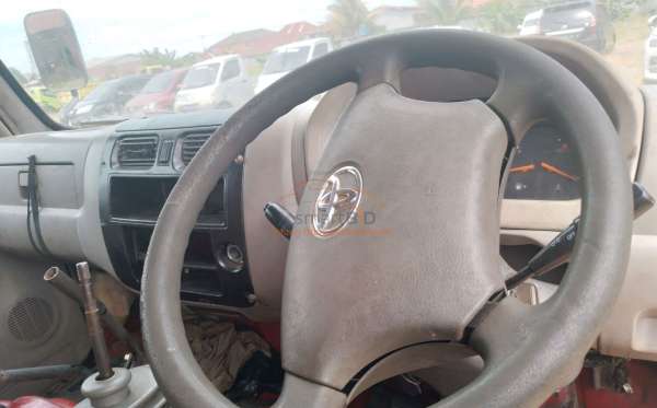 TOYOTA  DYNA  130 HT