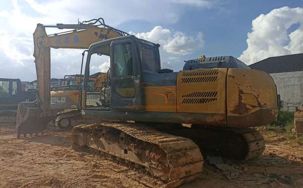 XCMG EXCAVATOR XE215C