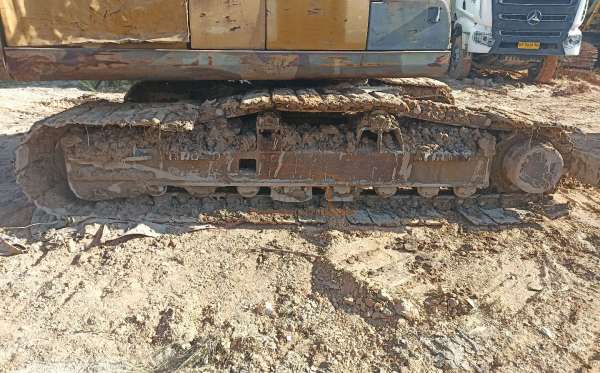 XCMG EXCAVATOR XE215C